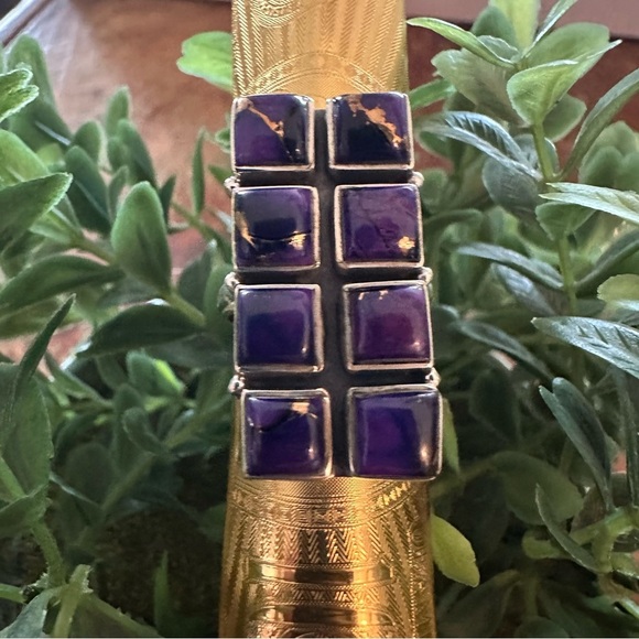 NWT Amazing Sterling Silver 925 Purple Dahlia Ring w/ 8 Square Stones • Size: 8 - Picture 2 of 9